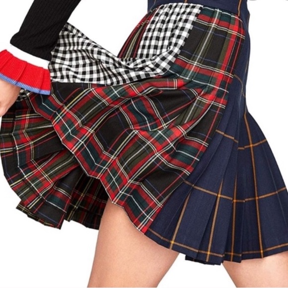 Zara Pleated Skirt - Picture 1 of 6